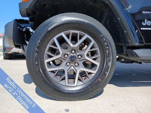2024 Jeep Wrangler 4-Door Sahara 4x4