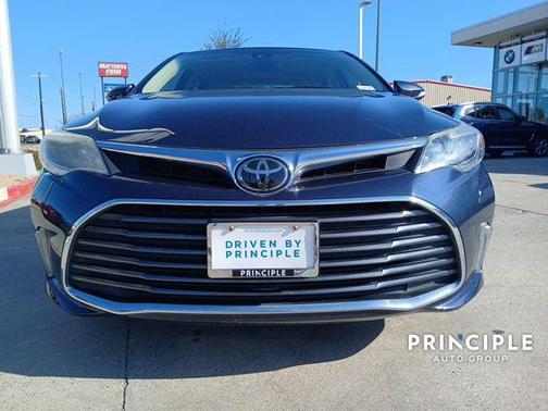 2018 Toyota Avalon XLE