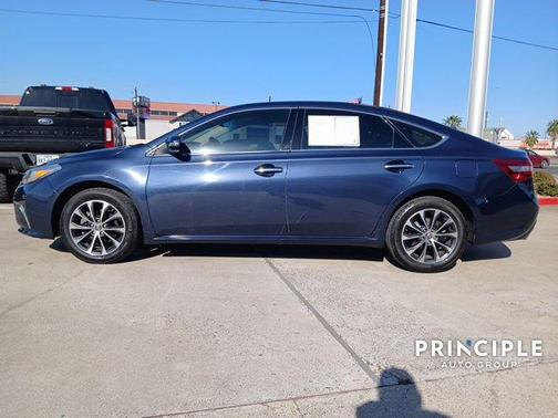 2018 Toyota Avalon XLE