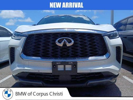 Majestic White/Black Obsidian 2025 INFINITI QX60 AUTOGRAPH