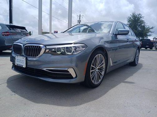 2019 BMW 530 530i