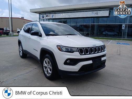Bright White Clearcoat 2024 Jeep Compass Latitude