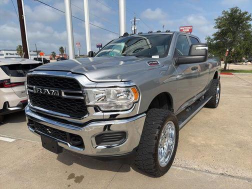 Billet Silver Metallic Clearcoat 2024 RAM 2500 Tradesman Crew Cab 4x4 6'4' Box