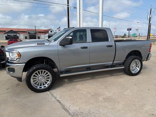 Billet Silver Metallic Clearcoat 2024 RAM 2500 Tradesman Crew Cab 4x4 6'4' Box