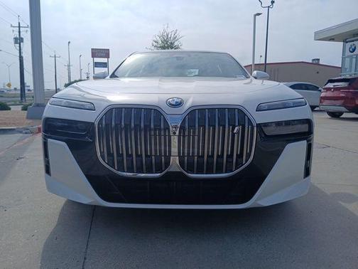 2025 BMW i7 eDrive50