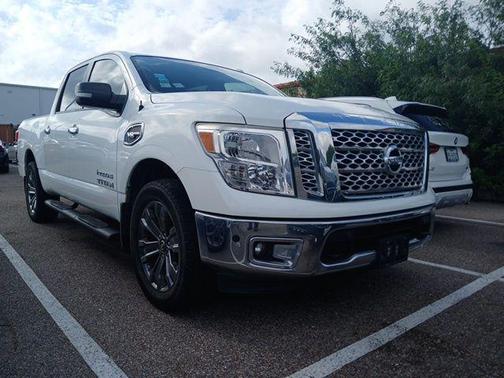 Glacier White 2017 Nissan Titan SV