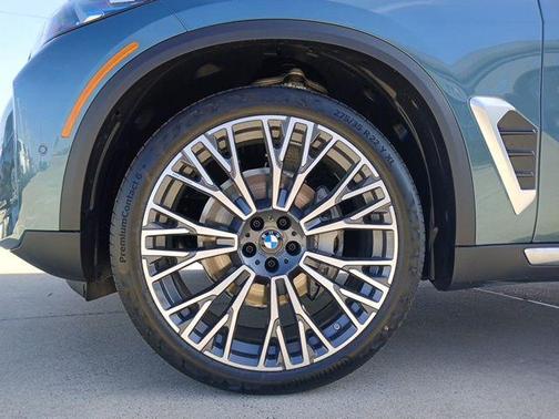 0c35 2026 BMW X5 sDrive40i