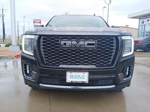 2023 GMC Yukon XL Denali Ultimate