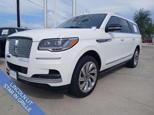 2022 Lincoln Navigator Reserve