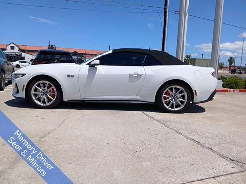 Oxford White 2024 Ford Mustang GT Premium