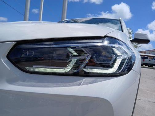 Alpine White 2022 BMW X3 sDrive30i
