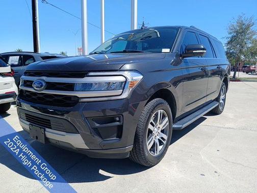 2022 Ford Expedition Max XLT