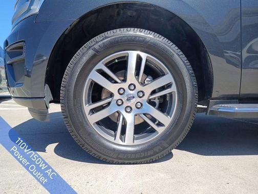 2022 Ford Expedition Max XLT
