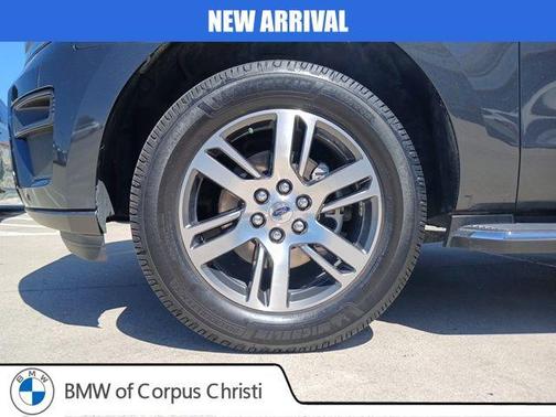 2022 Ford Expedition Max XLT