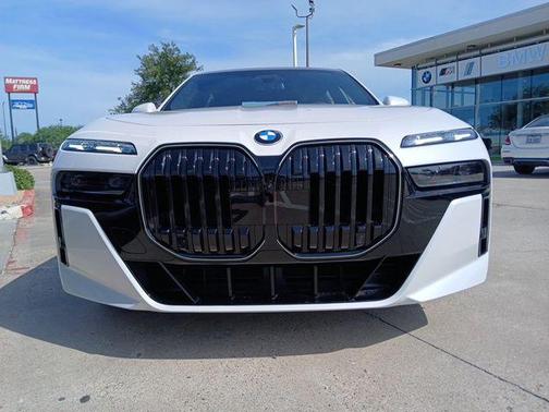 White Metallic 2026 BMW 740 740i