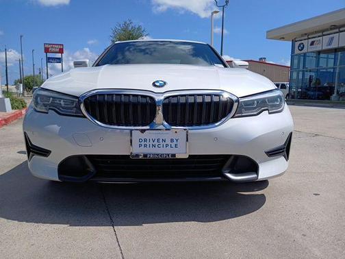 2021 BMW 330e Base