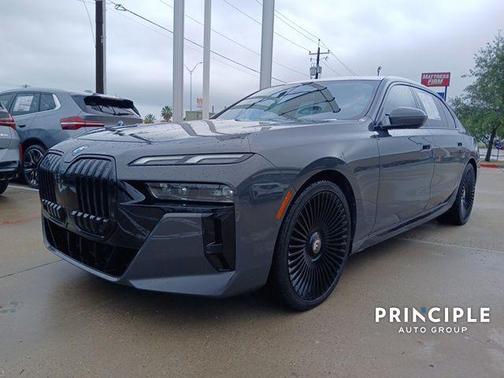 2023 BMW 740 i