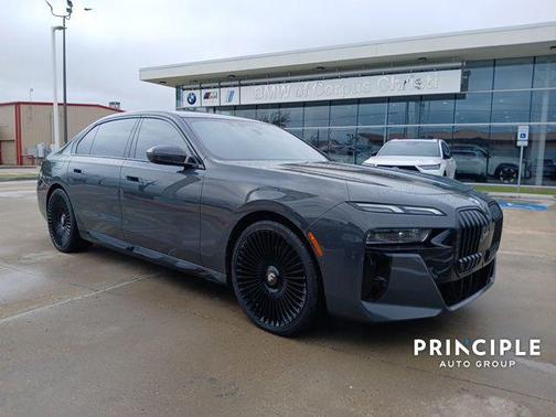 2023 BMW 740 i