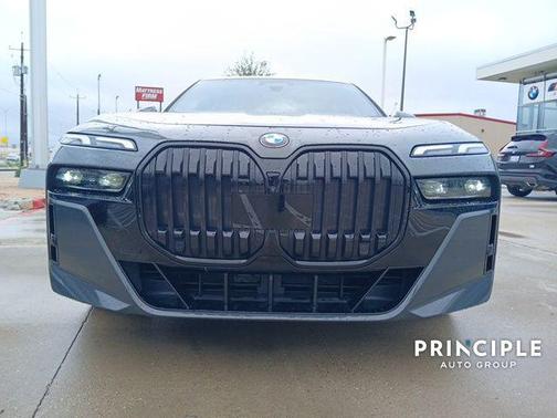 2023 BMW 740 i