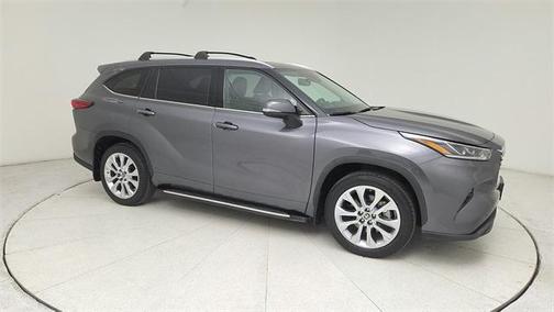 2022 Toyota Highlander Hybrid Limited