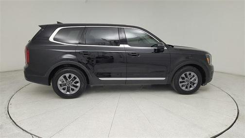 2024 Kia Telluride LX