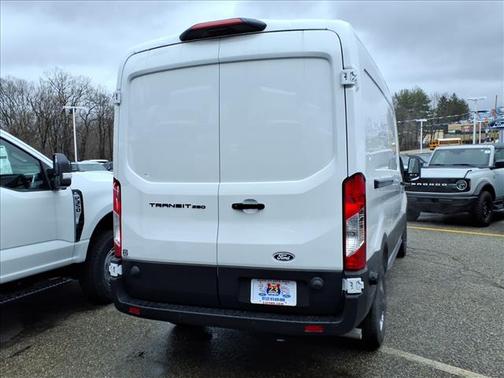 2026 Ford Transit-250 Base