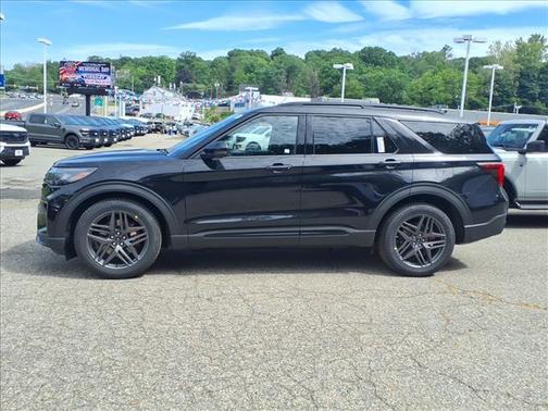 Agate Black Metallic 2026 Ford Explorer ST