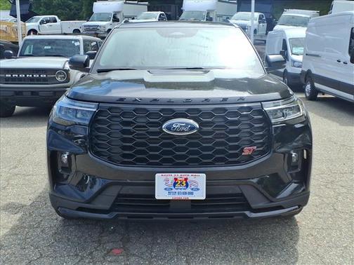 Agate Black Metallic 2026 Ford Explorer ST