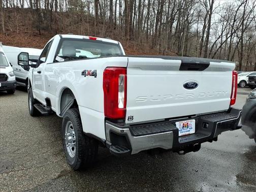 Oxford White 2026 Ford F-350 XL
