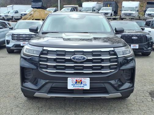Agate Black Metallic 2026 Ford Explorer Active