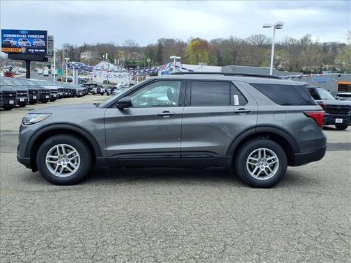 Carbonized Gray Metallic 2026 Ford Explorer Active
