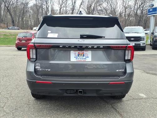 Carbonized Gray Metallic 2026 Ford Explorer Active