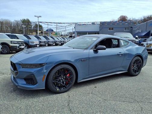 2025 Ford Mustang GT Premium