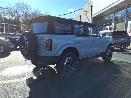 2021 Ford Bronco Outer Banks