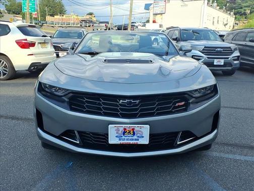 Sharkskin Metallic 2023 Chevrolet Camaro RWD Convertible LT1