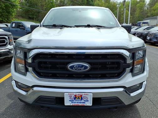 Oxford White 2023 Ford F-150 XLT
