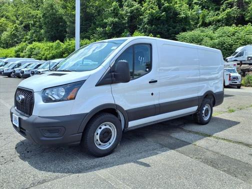 2025 Ford Transit-150 XL