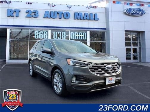 Carbonized Gray Metallic 2022 Ford Edge Titanium