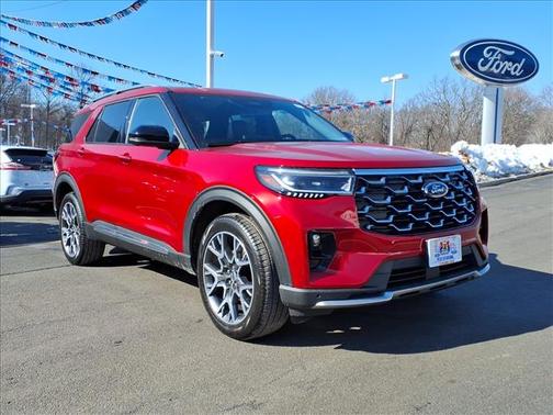 2025 Ford Explorer Platinum