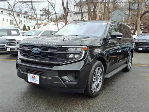 2025 Ford Expedition Max Active 4x4