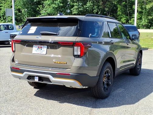 Marsh Gray 2026 Ford Explorer Tremor