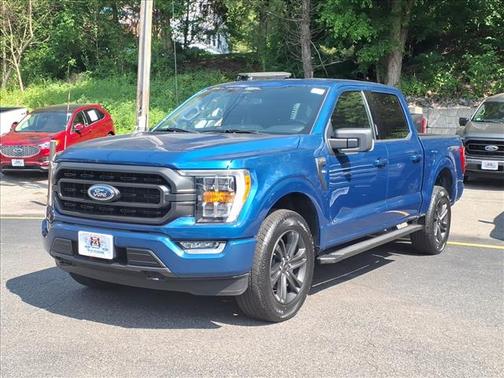 Atlas Blue Metallic 2022 Ford F-150 XLT
