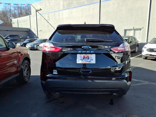 Agate Black Metallic 2024 Ford Edge SE
