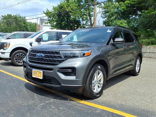 Carbonized Gray Metallic 2023 Ford Explorer XLT