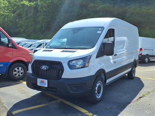 Oxford White 2026 Ford Transit-250 Base
