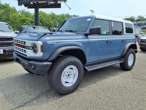2025 Ford Bronco Heritage Edition