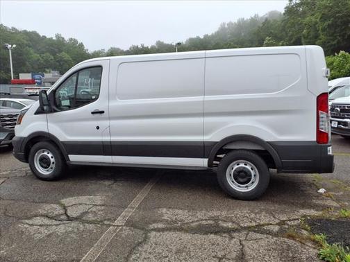 2025 Ford Transit-150 XL