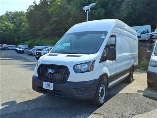Oxford White 2026 Ford Transit-250 Base
