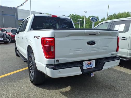 Oxford White 2023 Ford F-150 XLT