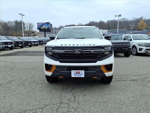 2025 Ford Expedition Tremor